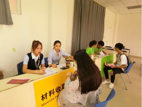 C:\Documents and Settings\Administrator\桌面\新闻�?2016 秋\20160901迎新进行时伍\图片9.jpg