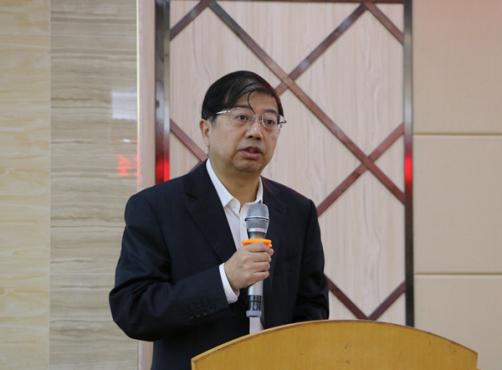省教育厅副厅长黎岳南讲话.jpg 省教育厅副厅长黎岳南讲话.jpg