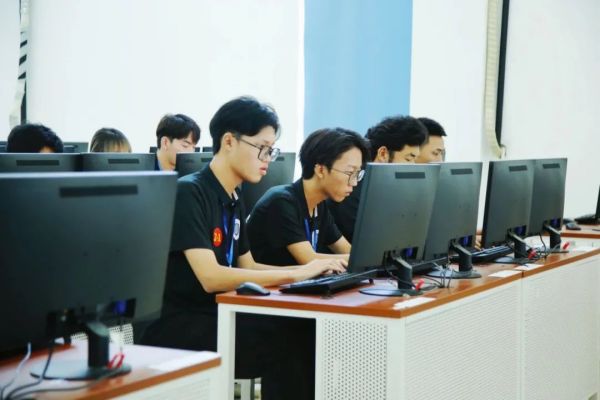 图片 7.jpg 图片 7.jpg