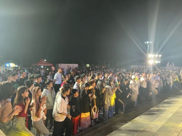 图片 8.jpg 图片 8.jpg