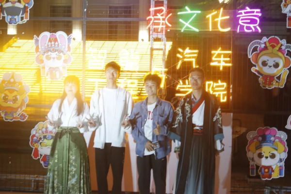 图片 17.jpg 图片 17.jpg