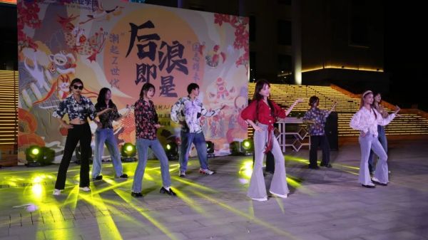 图片 40.jpg 图片 40.jpg