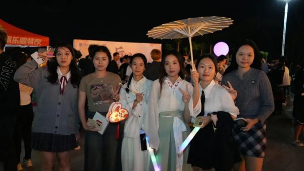 图片 62.jpg 图片 62.jpg